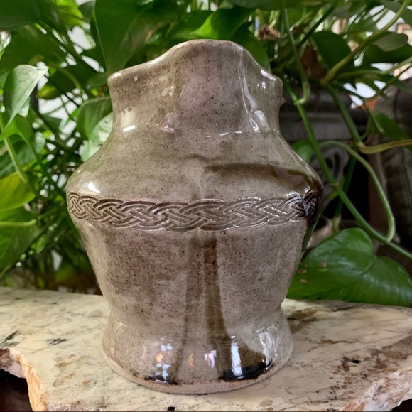 Hand thrown pottery- gorgeous pitcher - Picture 6 of 11